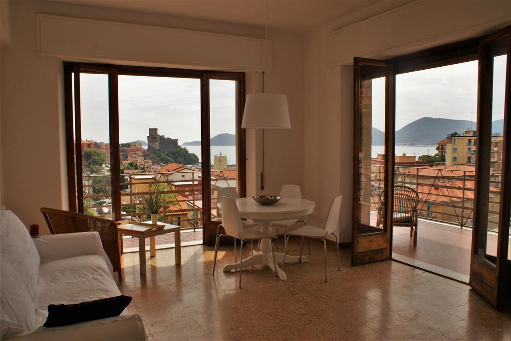 Apartament Il Terrazzo Sul Castello Lerici Zewnętrze zdjęcie