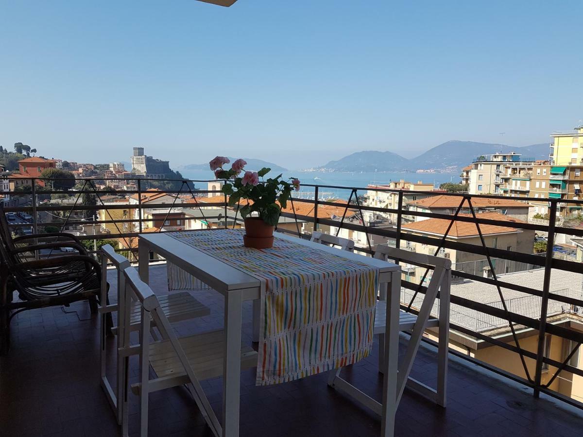 Apartament Il Terrazzo Sul Castello Lerici Zewnętrze zdjęcie